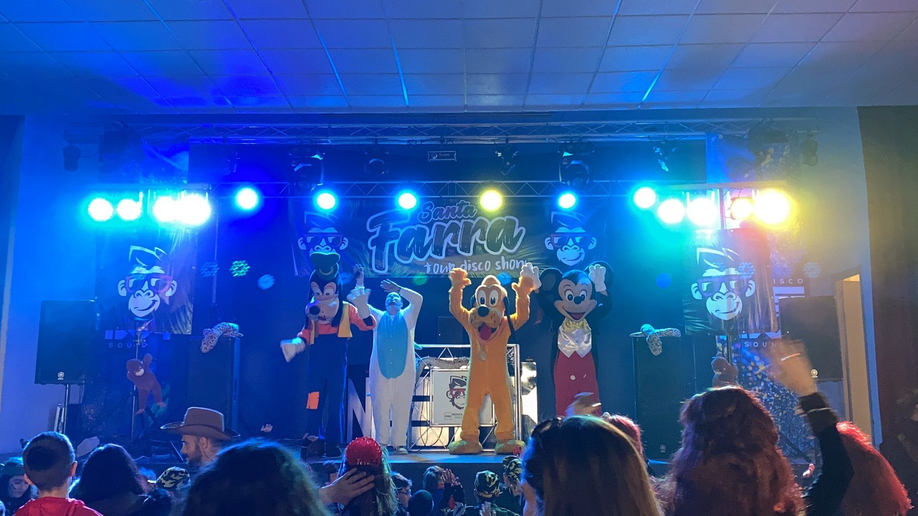 Santa Farra Kids escenari